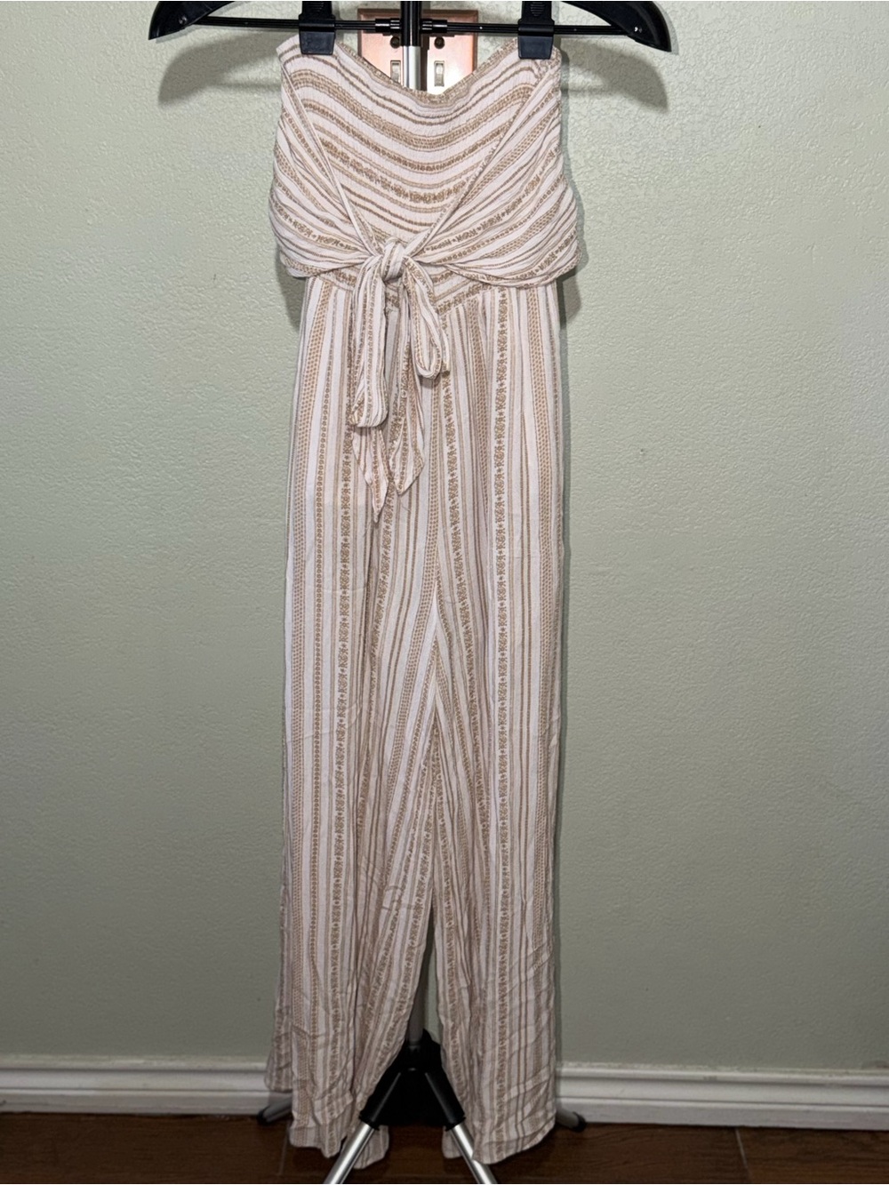 Francesca's Collections Beige & Cream Striped Strapless Tie-Front Jumpsuit